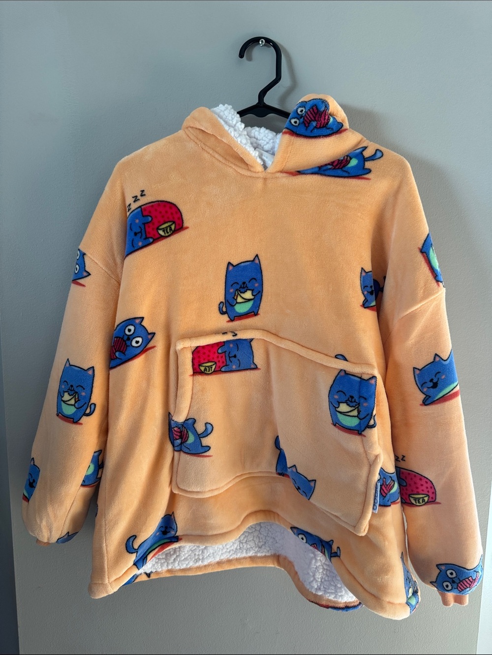 Oodie Peach Hooded Pullover with Blue Cat Print 4-13